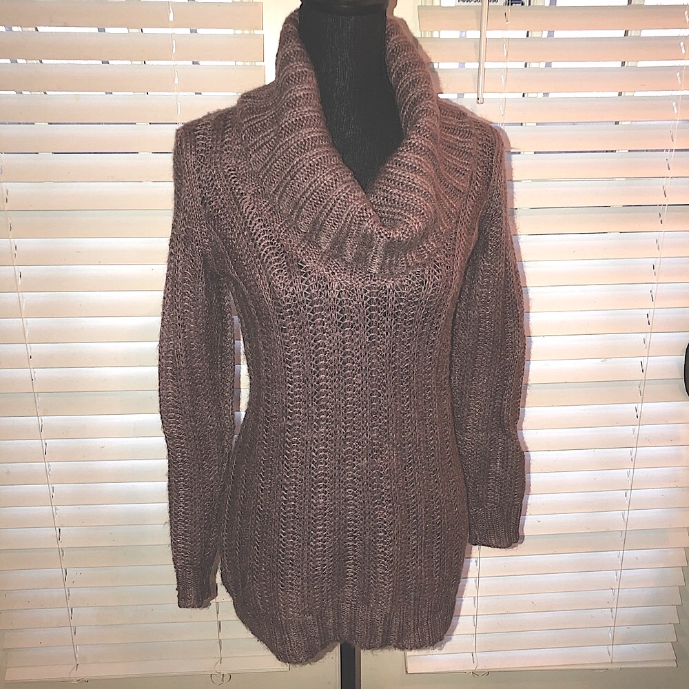 ANN TAYLOR Sweater Size Small Petite